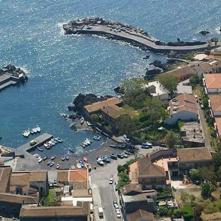 Cozy Apartment By The Sea Acireale Extérieur photo